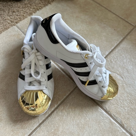 Adidas Superstar Metal Toe Sneakers - Picture 2 of 9